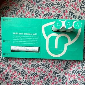 Brand New!  Set of 4 Quip Toothbrush Heads